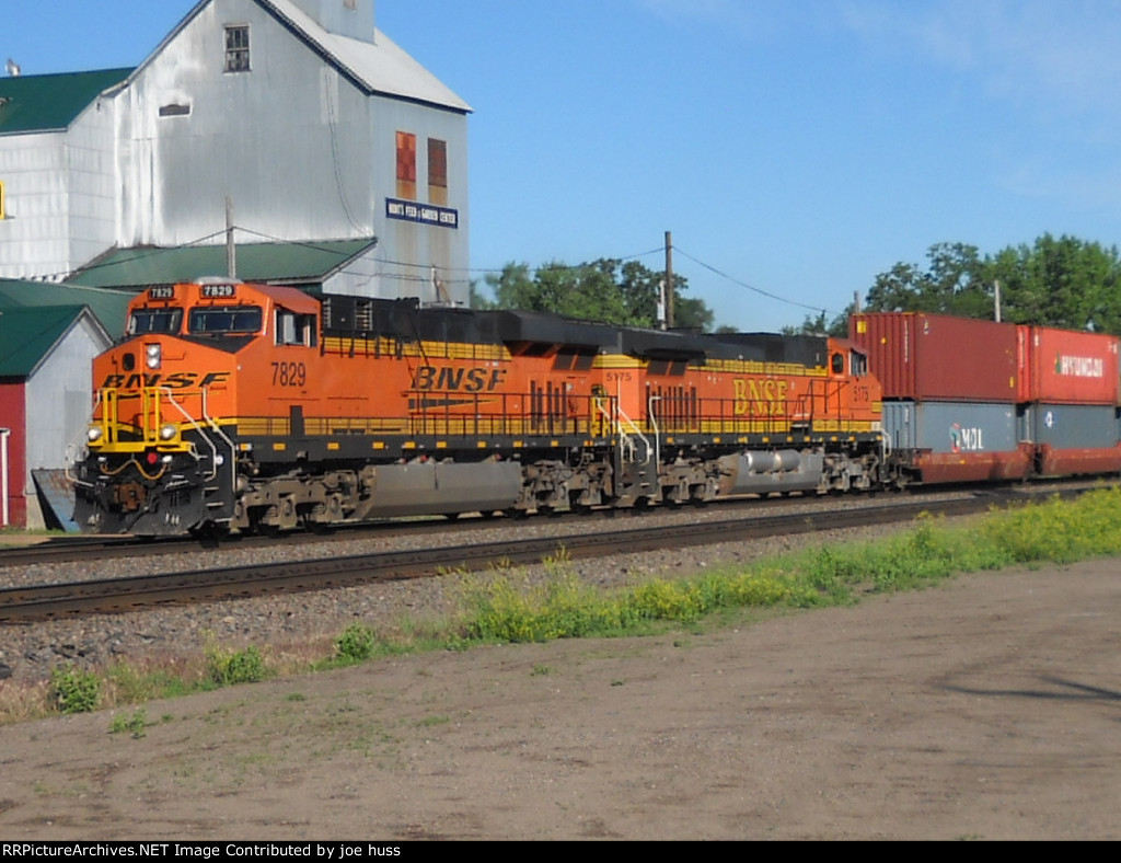 BNSF 7829 East